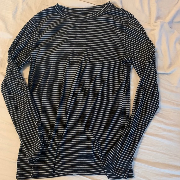 Long sleeve striped shirt - Picture 1 of 3